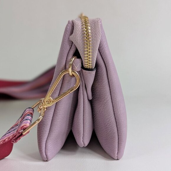 JEN & CO Izzy Lavender Vegan Leather Crossbody Bag Guitar Adjustable Strap  NEW - Picture 3 of 9